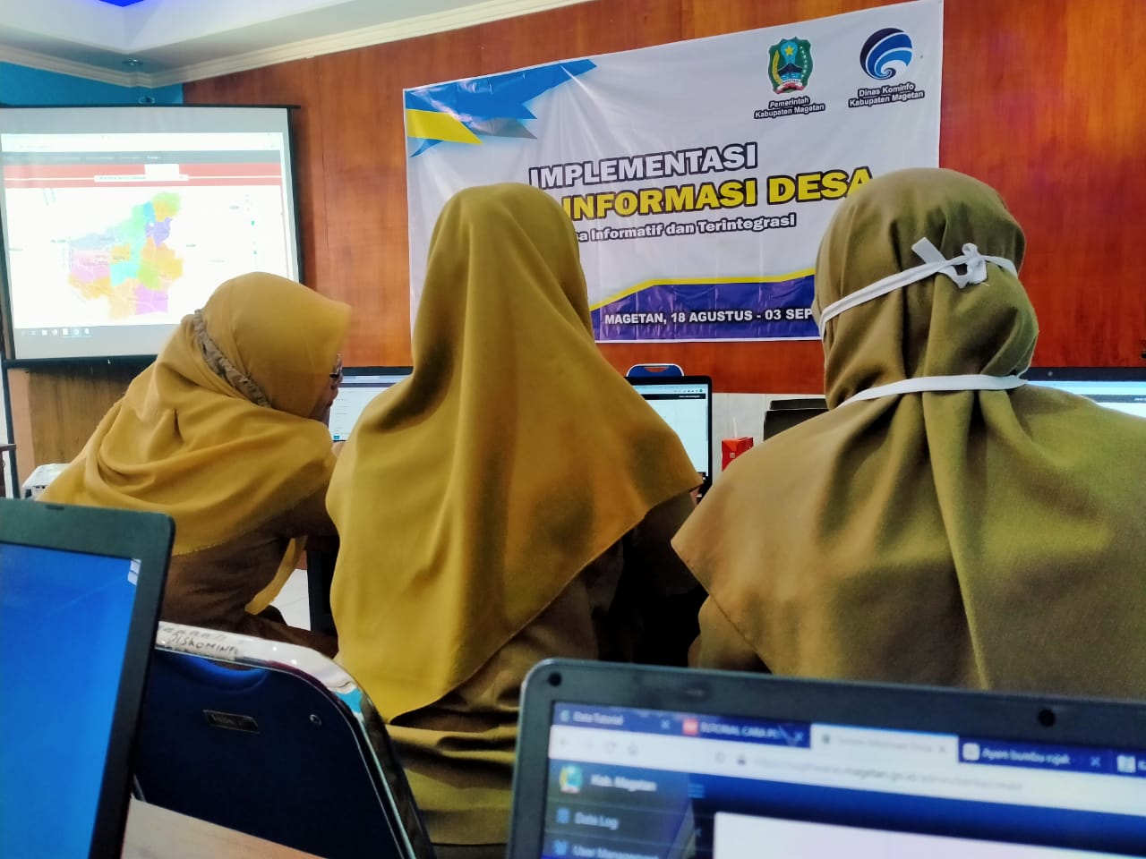 IMPLEMENTASI SISTEM INFORMASI DESA 